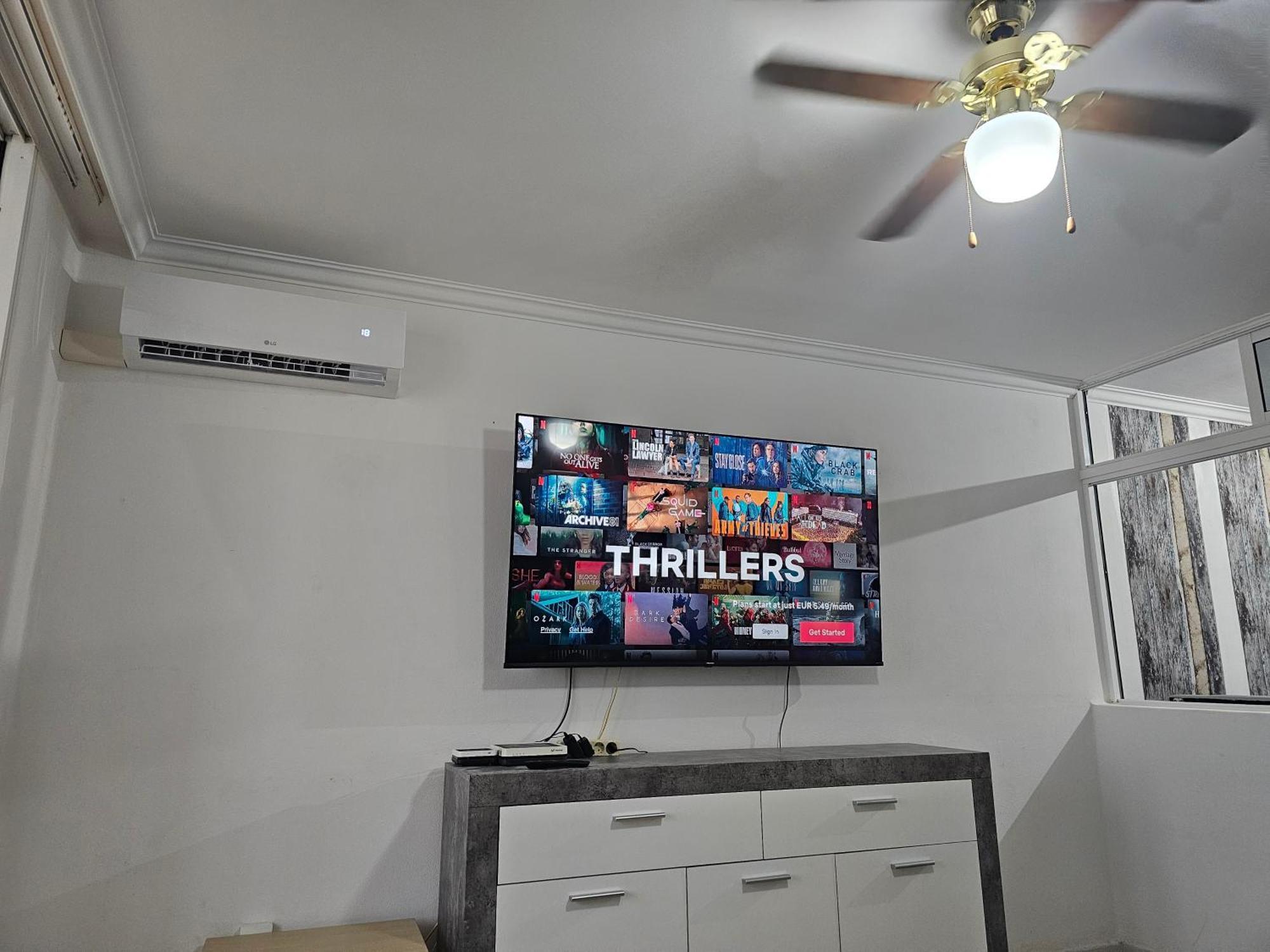 Cozy Studio, Aircon And 3 Pools ซานมิเกลเดียโบนา ภายนอก รูปภาพ